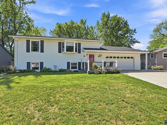 2nd image of 113 Ivy Ln