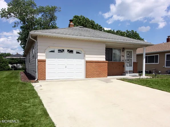288 Barbados Drive N, Toms River, NJ 08757