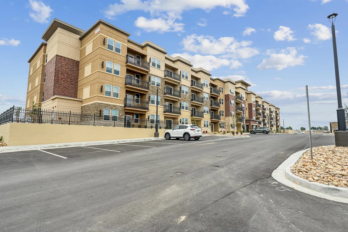 Building Photo - Ledge Rock Apartments