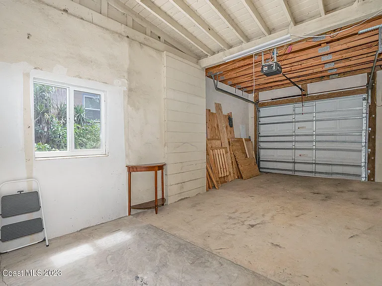115 S Indian Cir — Photo 28