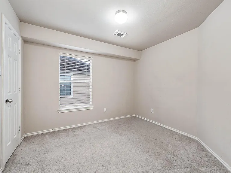 12415 Oriole Lake Way — Photo 17