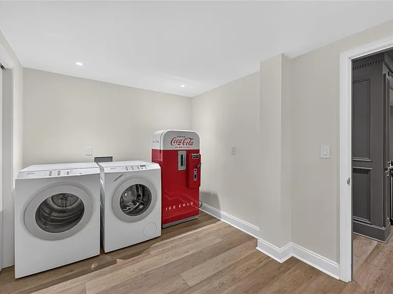 140 Valley Rd NW — Photo 56