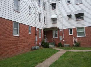176 Kenna Dr, South Charleston, WV 25309