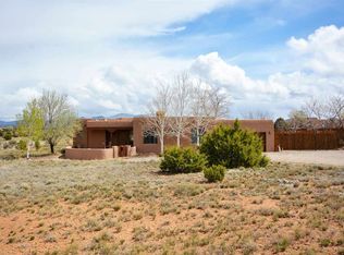 13 Quedo Rd, Santa Fe, NM 87508