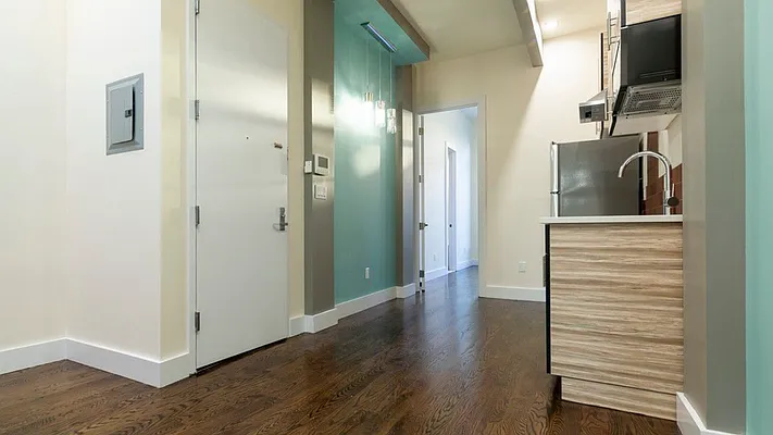 Rented by Nooklyn NYC LLC | media 22