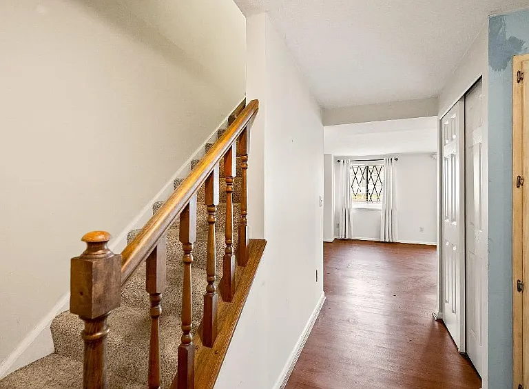 460 Dartmouth Cir #460 — Photo 7