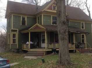 169 N Liberty St, Conneaut, OH 44030