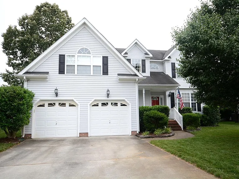 414 Sawyers Mill Xing — Photo 1