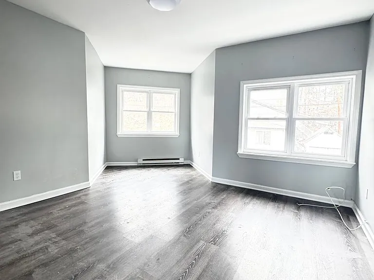 33 Pond St — Photo 7