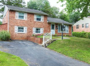655 Vernon Rd, Springfield, PA 19064