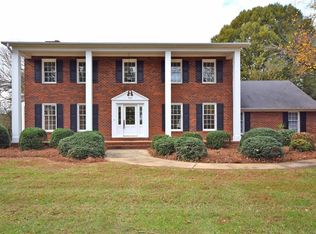 988 Bryansplace Rd, Winston Salem, NC 27104