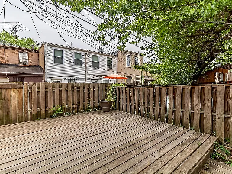 635 Portland St #A — Photo 38