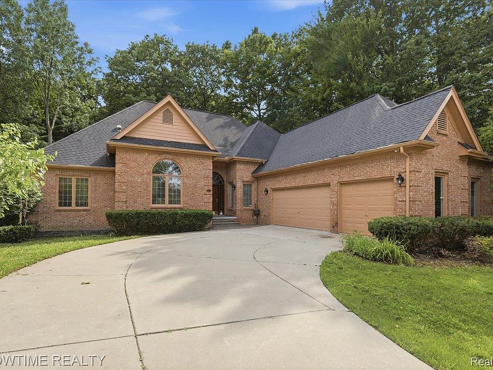 1st image of 11656 Majestic Ct