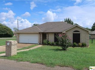 101 Surrey Ln, Gatesville, TX 76528