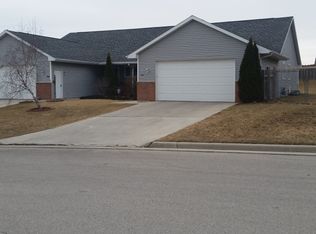 724 Donna St, Chilton, WI 53014