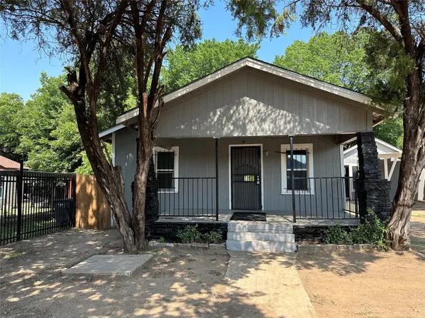 1811 Wallace St, Fort Worth, TX 76105
