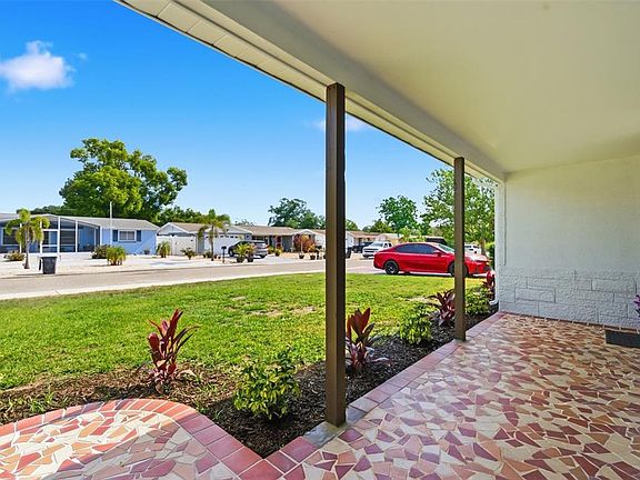 5th image of 5306 Palafox Dr