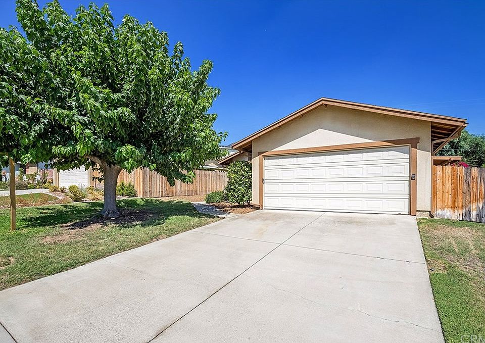 1st image of 2549 Bonita Dr