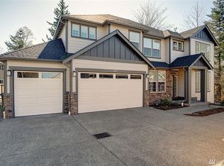 4407 NE 9th St, Renton, WA 98059