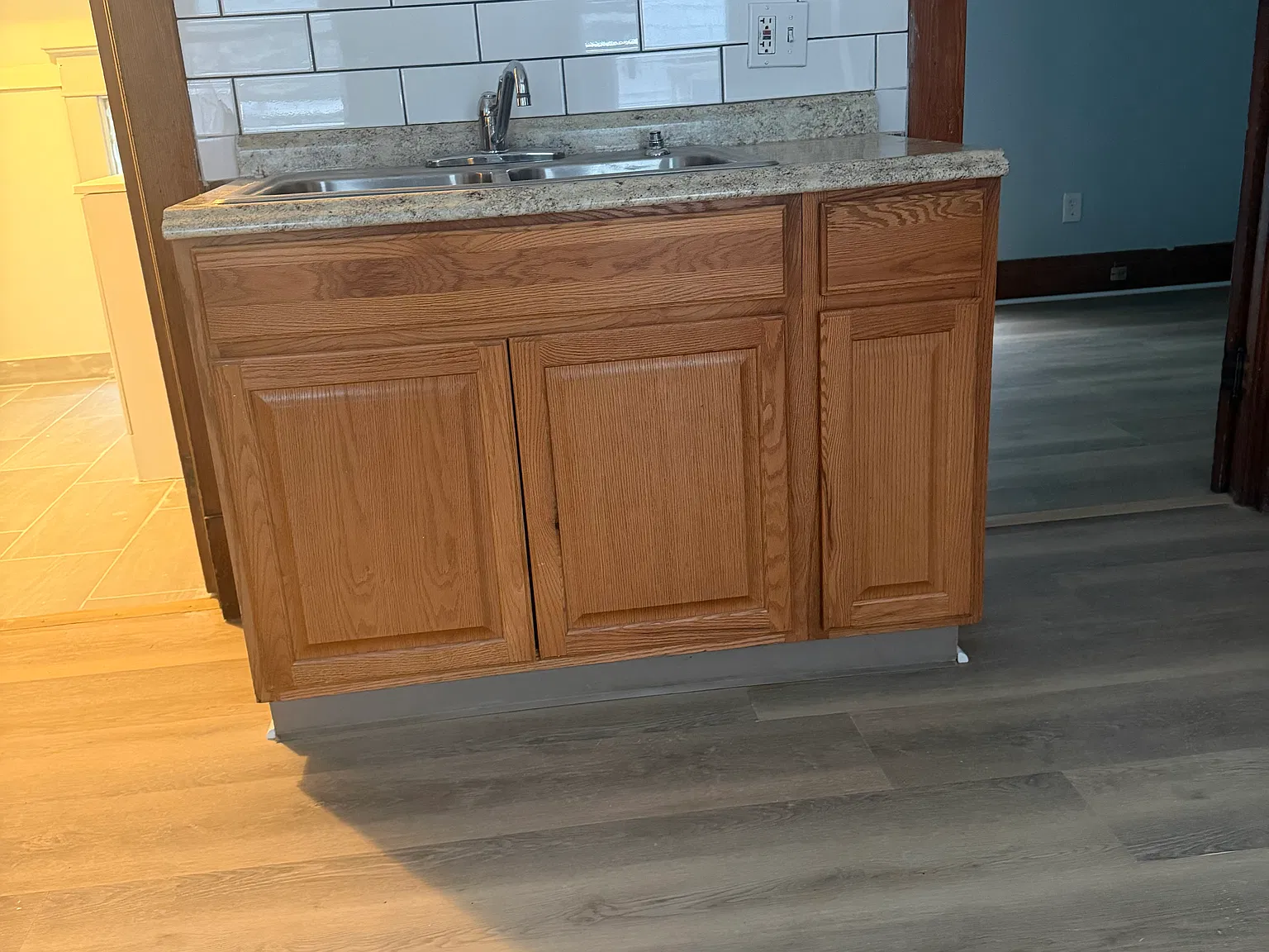 2 bed, $1,100 — Photo 2