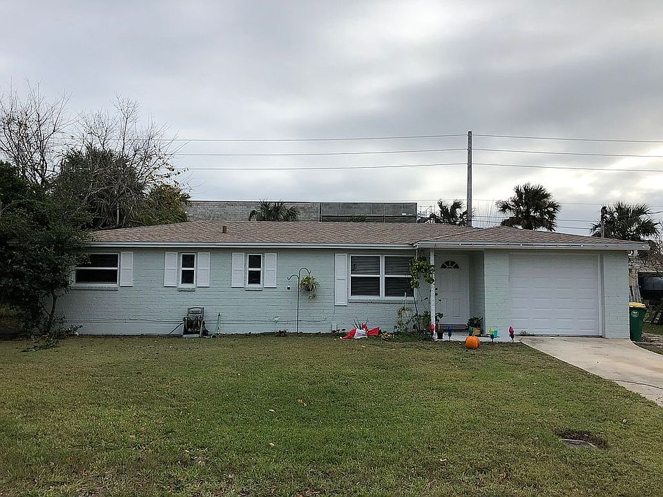 1st image of 27 Sandra Dr