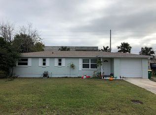 27 Sandra Dr, Jacksonville Beach, FL 32250