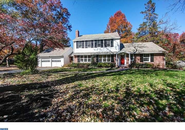 2nd image of 1 E Spruce Ave
