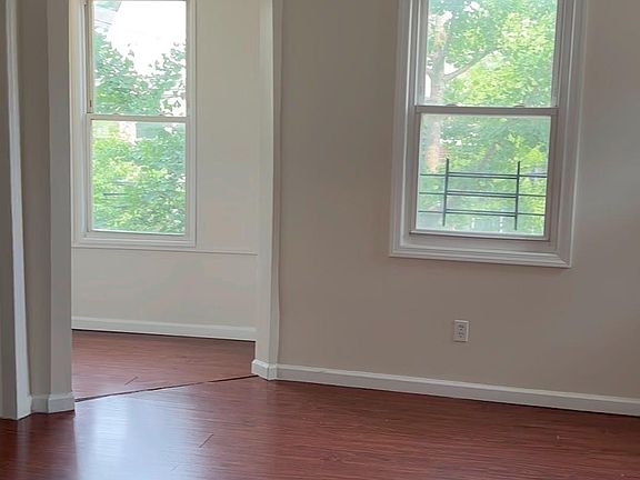 4th image of 22 N 5th St Floor 1