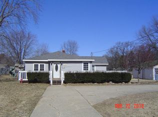 15469 Pruin St, Spring Lake, MI 49456