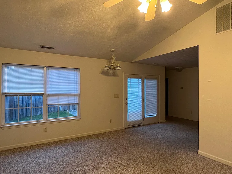 2724 Wyndham Way — Photo 7