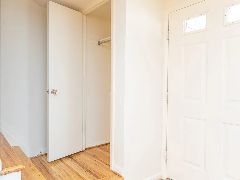 Foxridge Townhomes — Photo 6