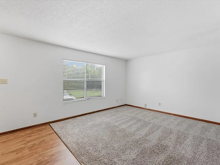 3613 Wrights Ferry Rd — Photo 6