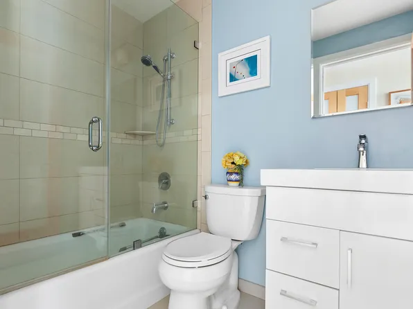 445 5th Avenue image 7 of 10