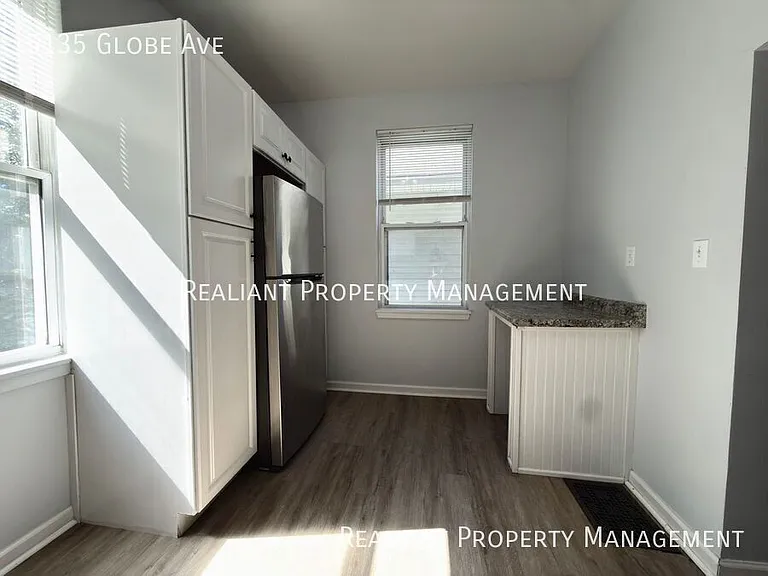 5135 Globe Ave — Photo 13
