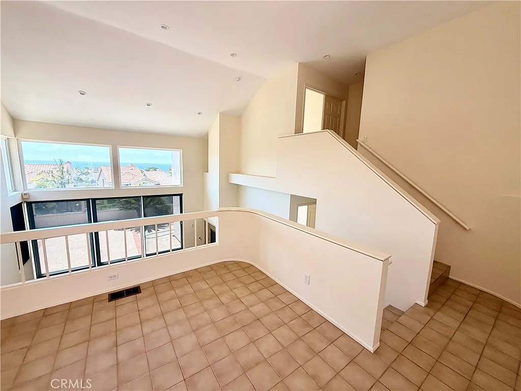 Building Photo - 31 Regatta Way