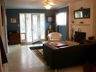 4th image of 218 Pestana Ave