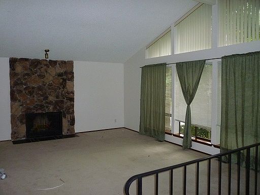 3rd image of 2301 35th Ave SE