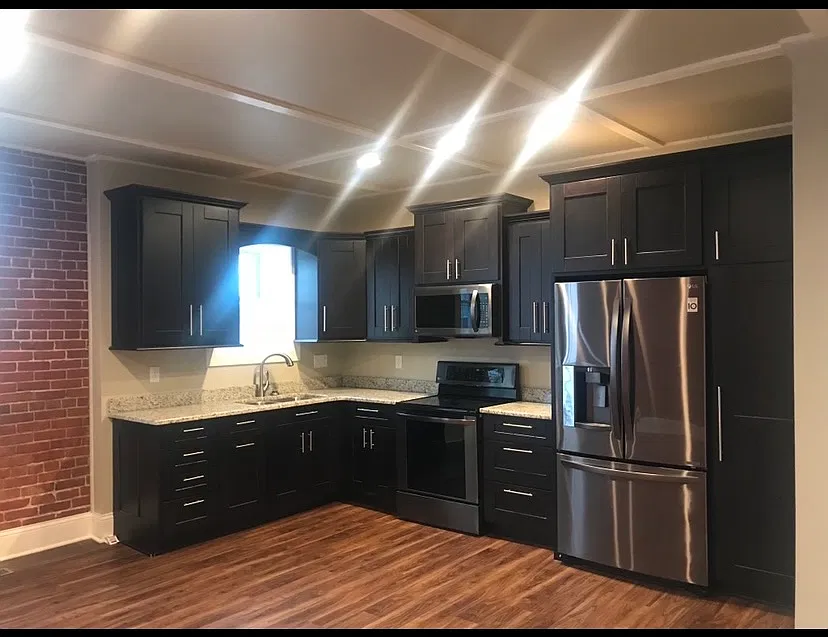 2 bed, 1800 sqft, $2,000 — Photo 2