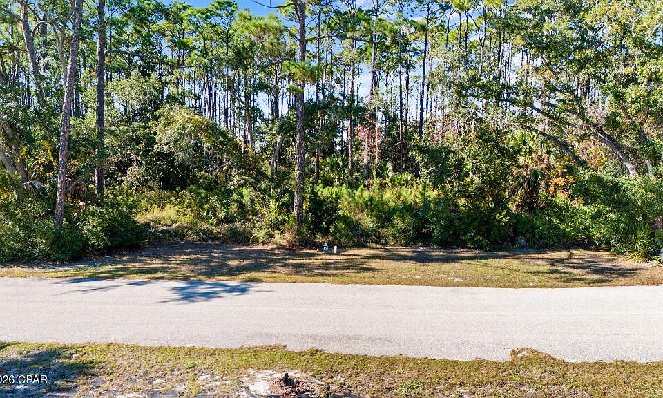 1st image of 14 Waters Edge Dr