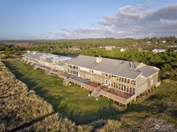 35601 G Street #11, Ocean Park, WA 98640