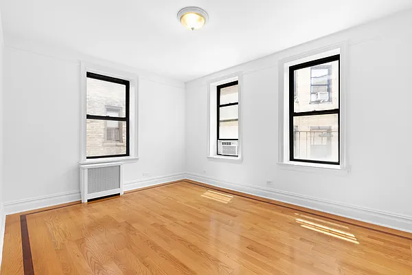 Sold by Compass | media 7