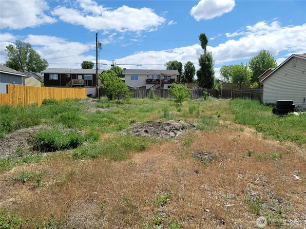 211 W 7th Street, Warden, WA 98857