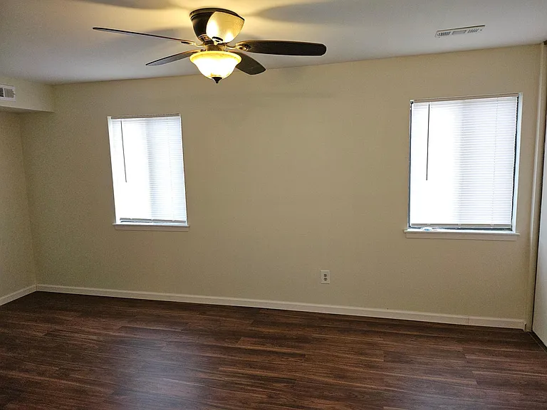 1710 Tracey St #B — Photo 18