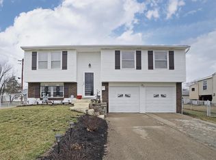 2996 Glenaire Dr, Cincinnati, OH 45251