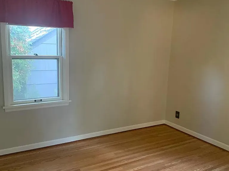 6029 NE 26th Ave — Photo 10