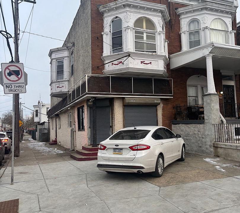 1st image of 4745 A St