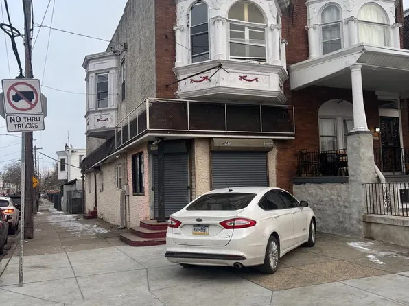 4745 A St, Philadelphia, PA 19120