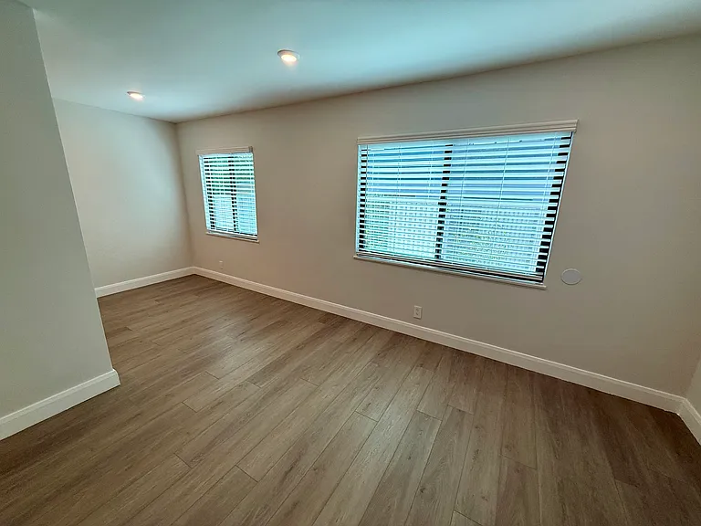 3658 S Centinela Ave #5 — Photo 5