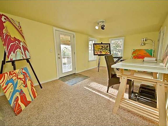 5th image of 525 N Assembly Dr