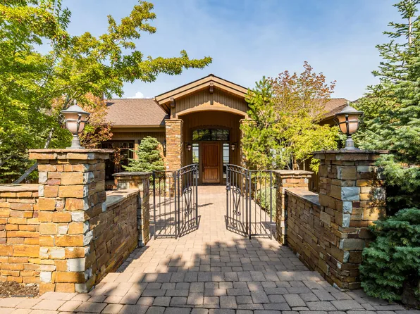 1564 NW Overlook Dr, Bend, OR 97702